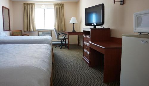 Standard Double Queen Room