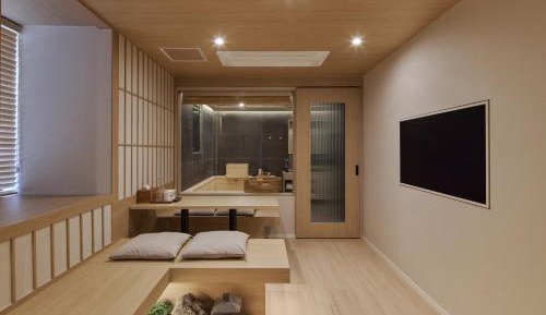 Suite with Sauna