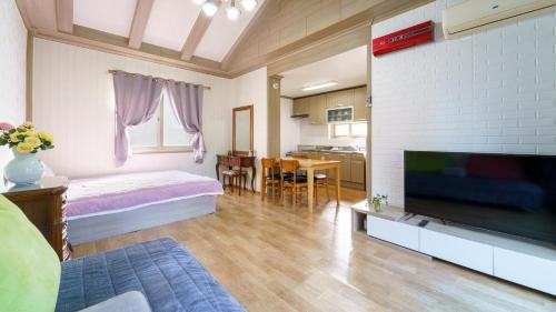 One-Bedroom House 3