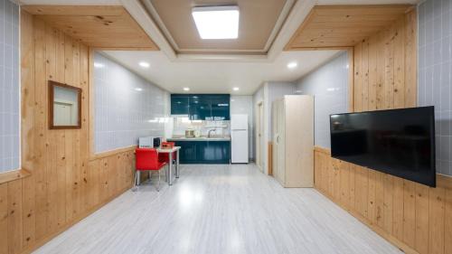 One-Bedroom House 1