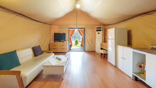 One-Bedroom House 1