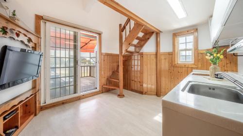 One-Bedroom House 1