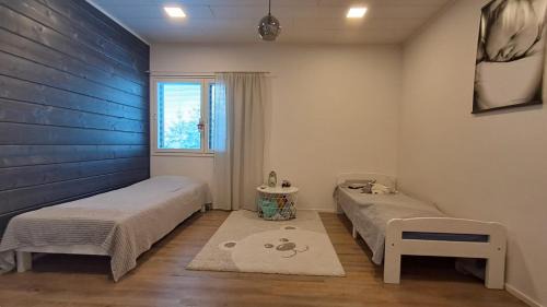Twin Room with Shared Bathroom