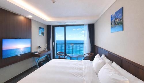Deluxe Ocean Double (Panorama Ocean View)