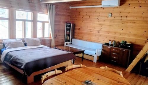 One-Bedroom Chalet