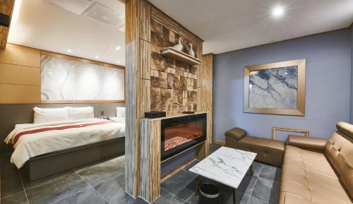 Superior Suite