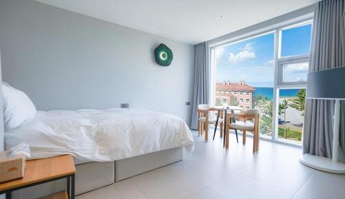 Villa with Sea View