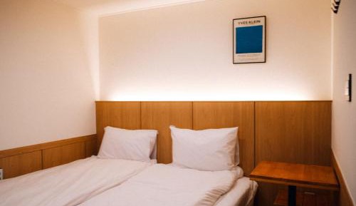 Twin Room with Private Bathroom