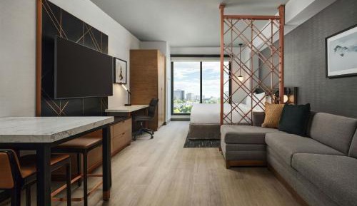 Standard King Room