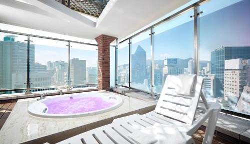Presidential Suite