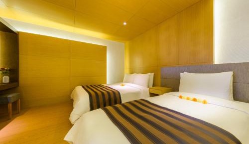 Standard Twin Room with No View (Room Only)