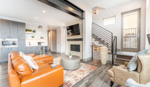 Three-Bedroom Townhouse