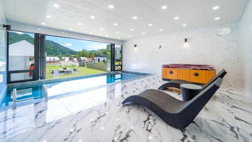 Studio 1