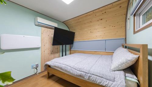 Double Room 5