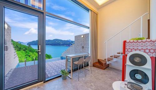Villa with Sea View