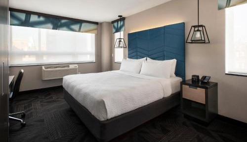 Guest Room, 1 King