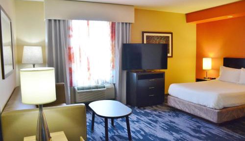 King Room with Roll-In Shower and Sofa Bed - Mobility Access/Hearing Accessible