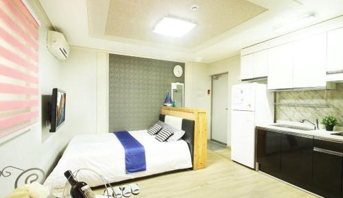 Double Room 5