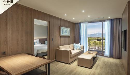 Kensington Deluxe Mountain View (Cooking is available + renewal))