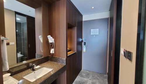 Deluxe Ocean Family Twin (Panorama Ocean View)
