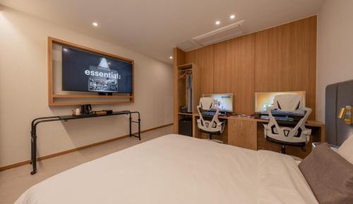Royal Deluxe 2PC Room