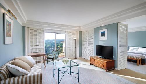 Superior Suite Double Room with Mountain View