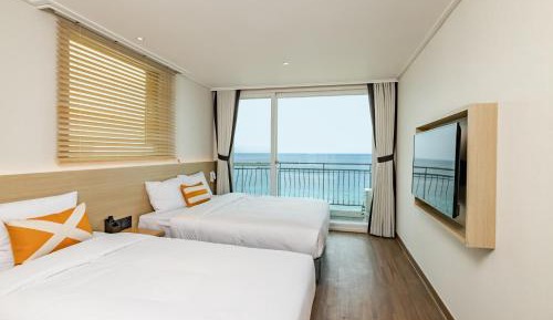 Kensington Royal Suite Ocean View (Cooking is not available + renewal)