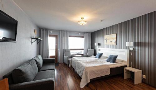 Superior Twin Room with Sea View