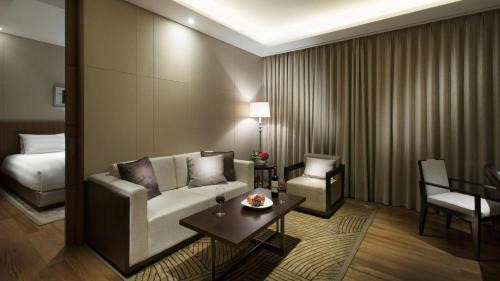 Superior Suite Double with Mountain View