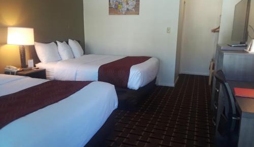 Queen Room with One Queen Bed and One Double Bed