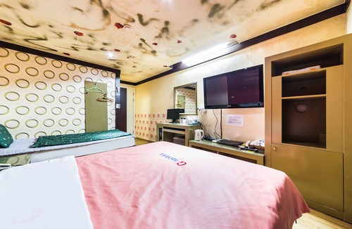 Siheung Hotel | Wolgot Avenue S