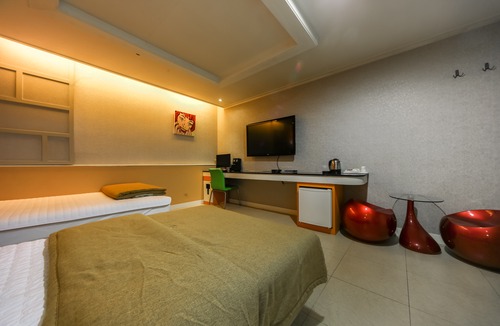 Sangnam-dong Hotel | Changwon Sangnam-Dong Rock