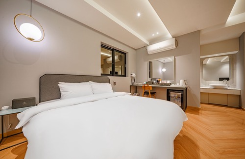 Sincheondong Hotel | Daegu Dongdaegu Station Hotel Cherish
