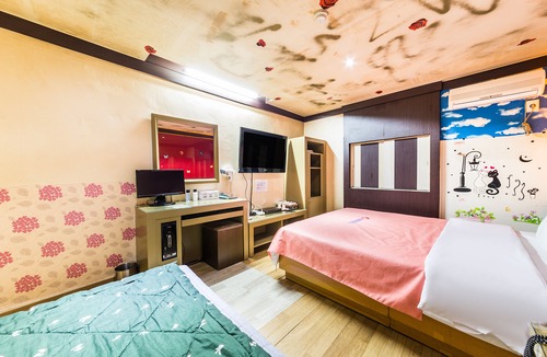 Siheung Hotel | Wolgot Avenue S