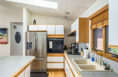 Evergreen Cabin | Mountain View Apartment Near Downtown & Trails