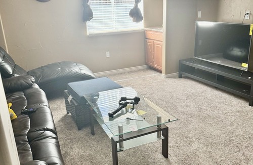 Stonegate House | Huge basement 1 bedroom 1 bathroom with private small kitchen.Selft entry