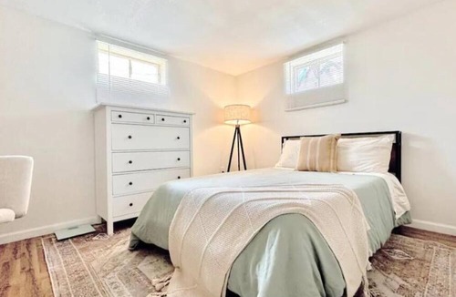 Alta Vista Area Apartment | Modern 2BR Near Denver & Golden