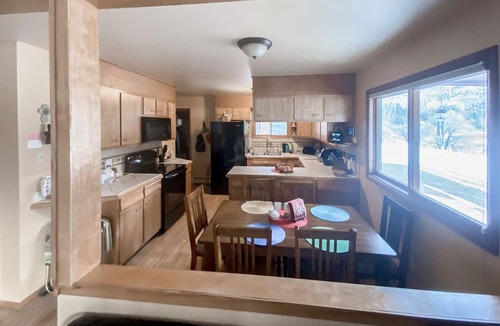 Dotsero House | 2-story riverfront home near fishing & hiking with grill, river views, streaming