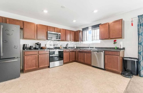 Aurora House | Rocky Mountain Retreat Oasis on Orleans St #41955