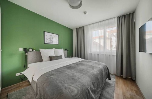 Erdberg Apartment | Modern Townhouse w 2BR Garden