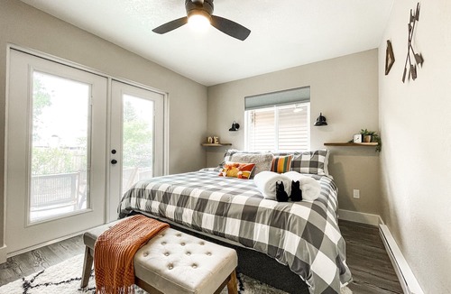 East Colorado Springs House | ✦LUX Guest Suite✦ Hiking Trails┃Mtn Views┃Grill