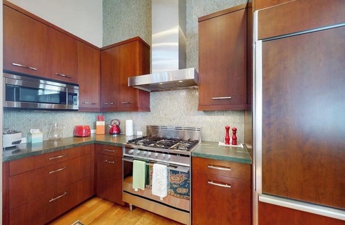 Edwards House | Luxury home with private hot tub - mountain views, gourmet kitchen & fireplace