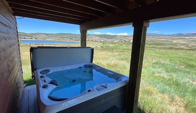 208 Fireweed 15A Creek-Side Mountain Townhouse with Hot Tub