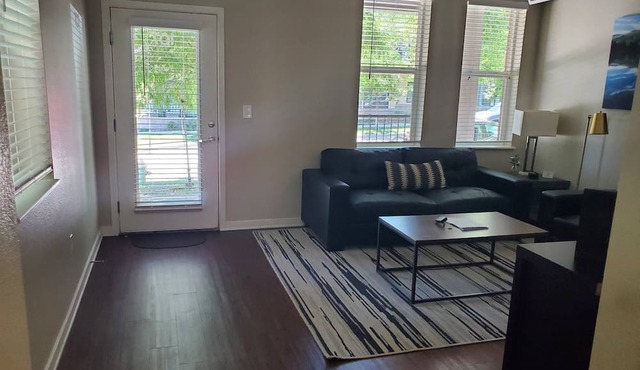 Beautiful North Boulder one bedroom apartment