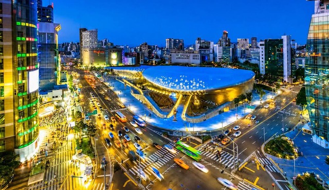 10 seconds to Station#Seoul#Dongdaemun#DDP#Myeongdong