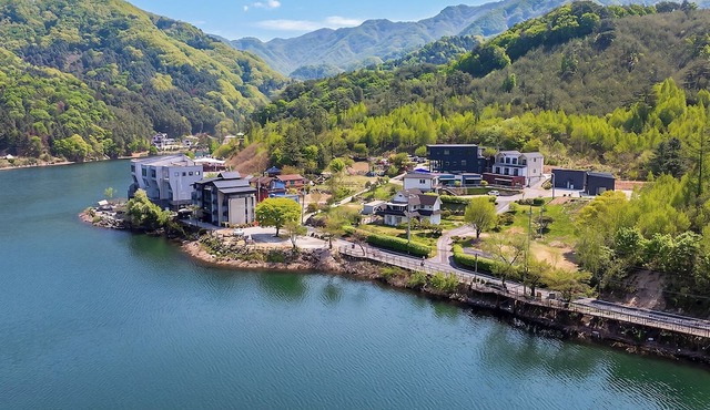 Pocheon La Vie en Rose Pension
